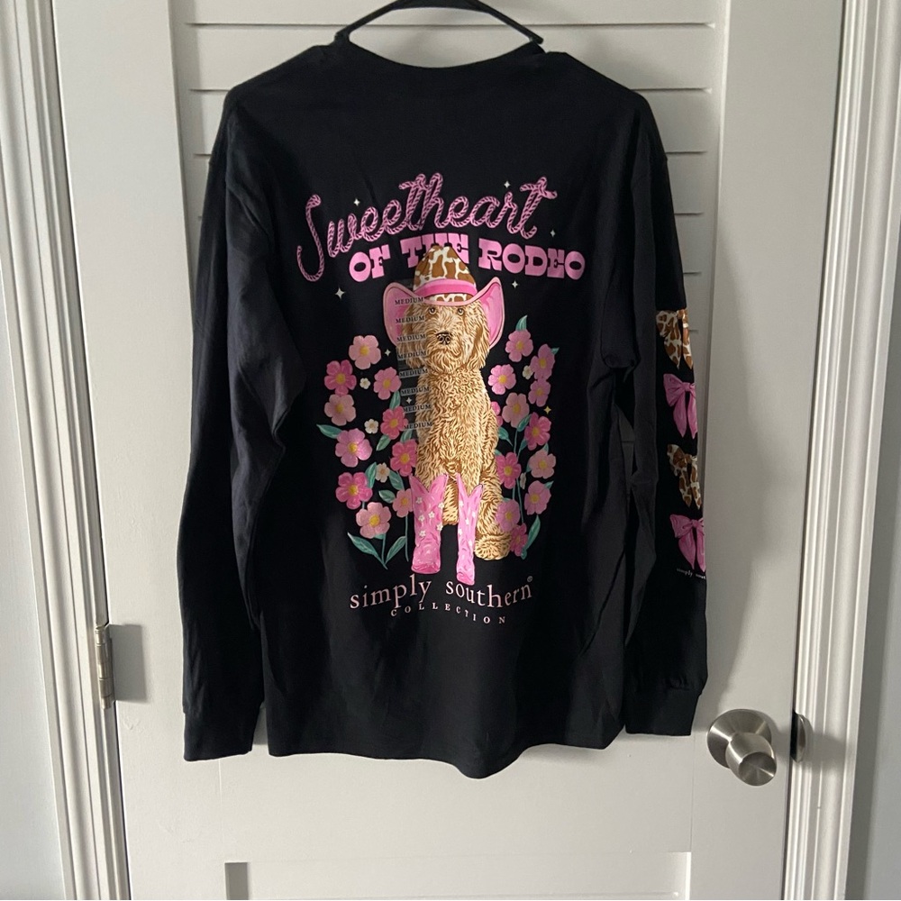 Simply Southern Black Long Sleeve Tshirt Sweetheart of The Rodeo New With Tags - Picture 1 of 3